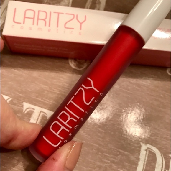 Laritzy Cosmetics Long Lasting Lipgloss - Picture 1 of 7